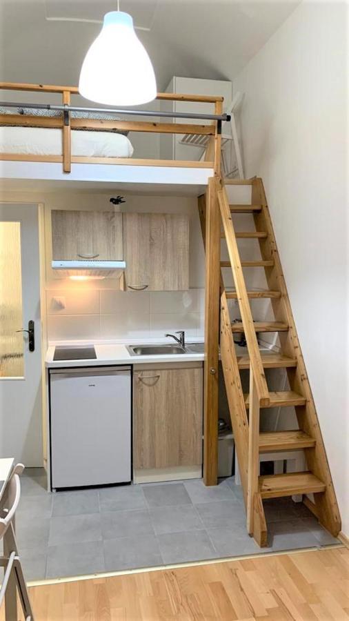 Side Street Apartments ปราก ภายนอก รูปภาพ