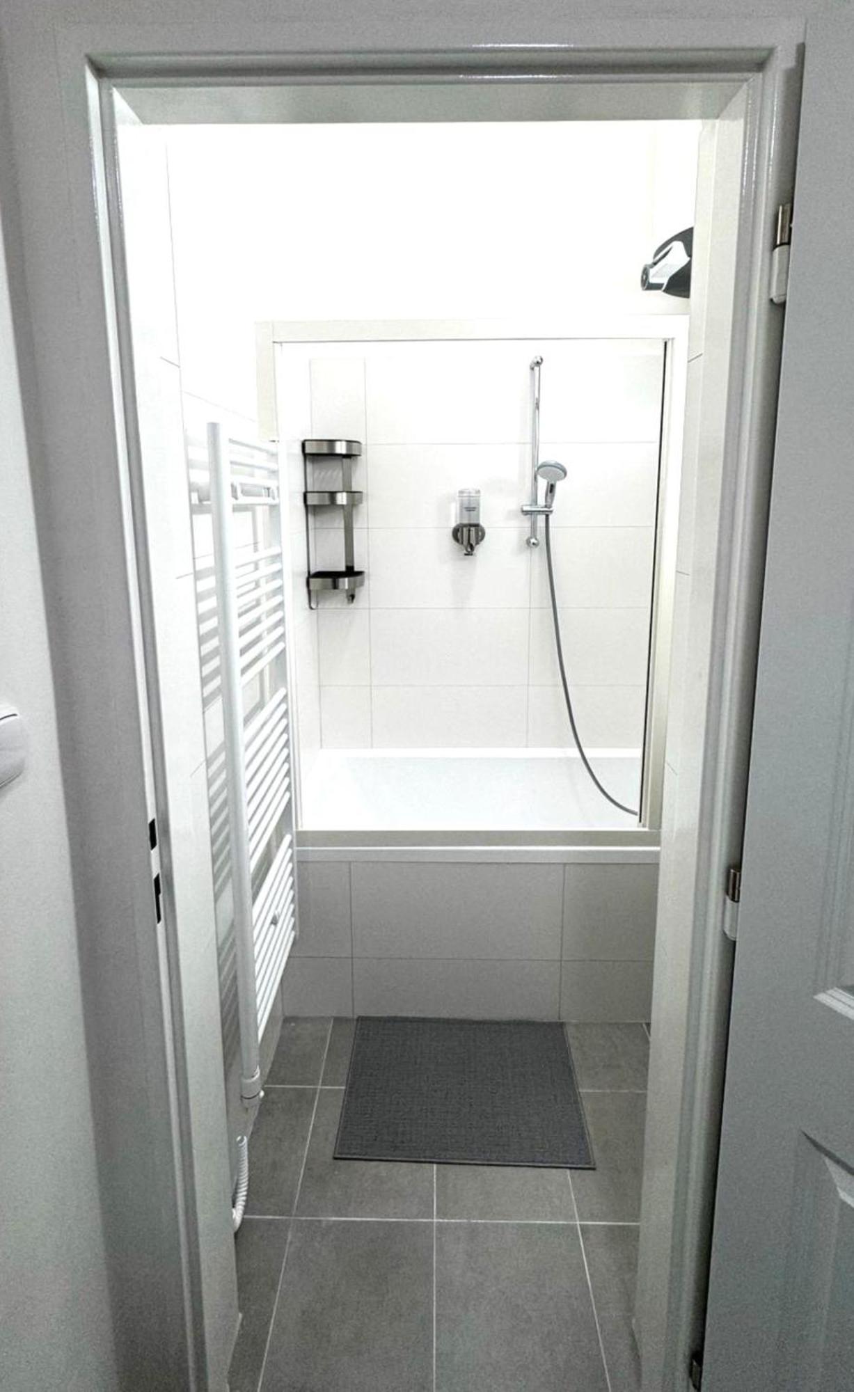 Side Street Apartments ปราก ภายนอก รูปภาพ