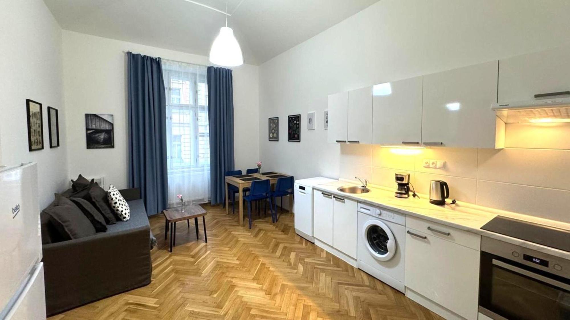 Side Street Apartments ปราก ภายนอก รูปภาพ